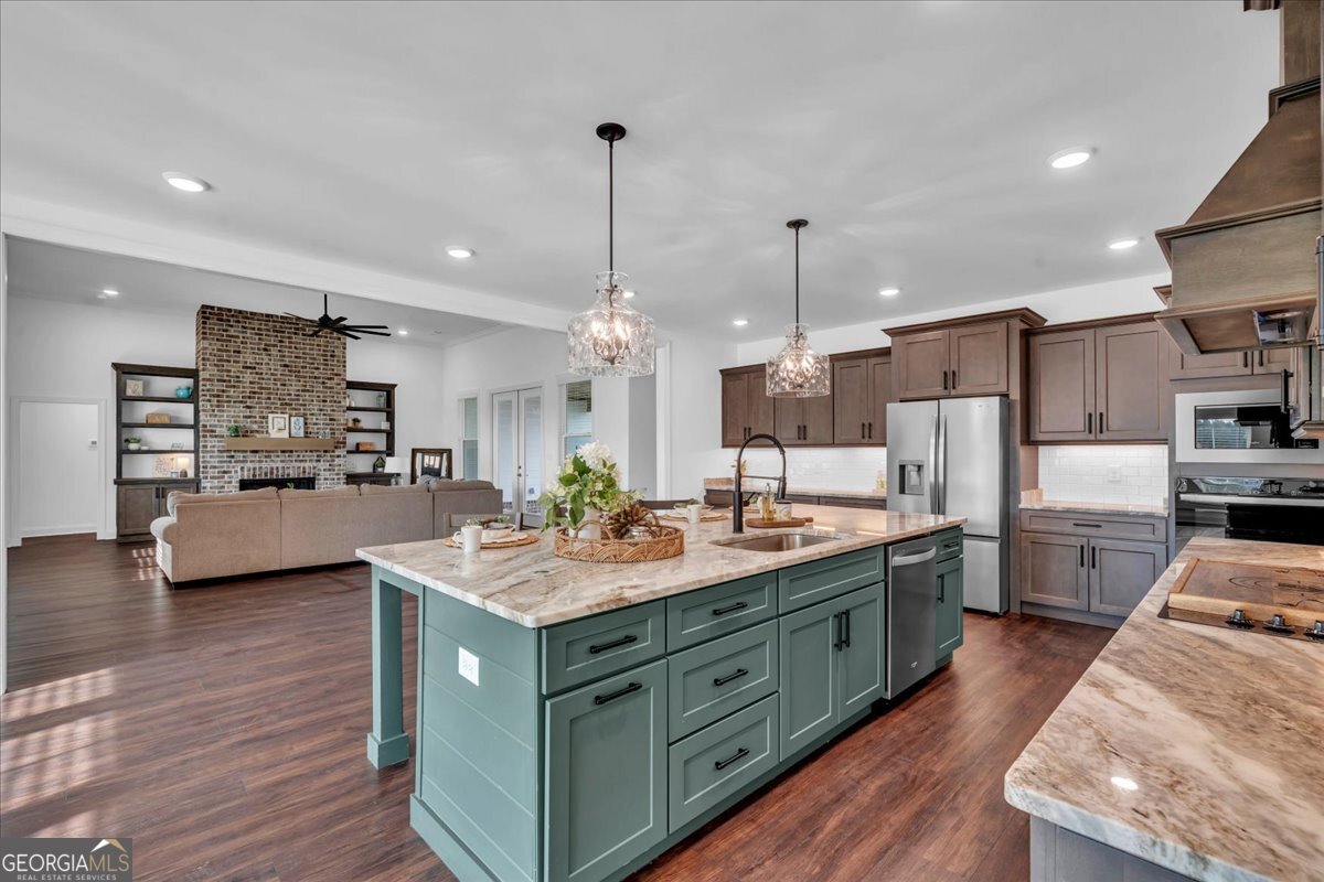 4045 Roundtop Circle Perry, GA 31069 - Photo 13 of 73
