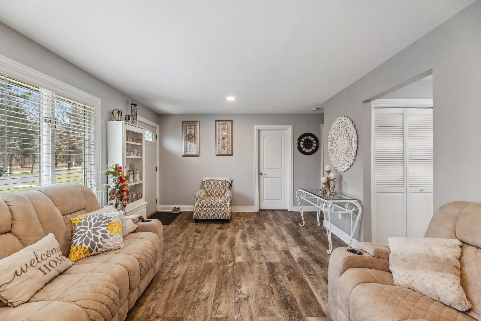 31 McIntosh Road Lockport, IL 60441 - Photo 3 of 31 Gallery Image 3