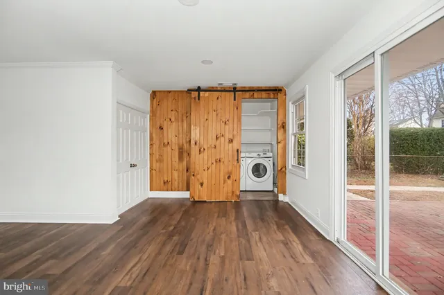 $3,250 | 312 East Gordon Street, Sterling, VA 20164