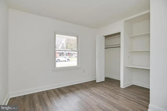 $3,250 | 312 East Gordon Street, Sterling, VA 20164