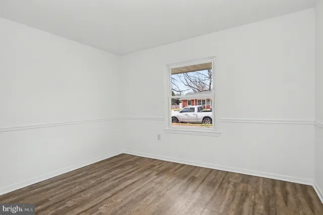 $3,250 | 312 East Gordon Street, Sterling, VA 20164