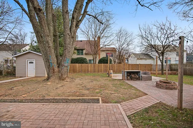 $3,250 | 312 East Gordon Street, Sterling, VA 20164