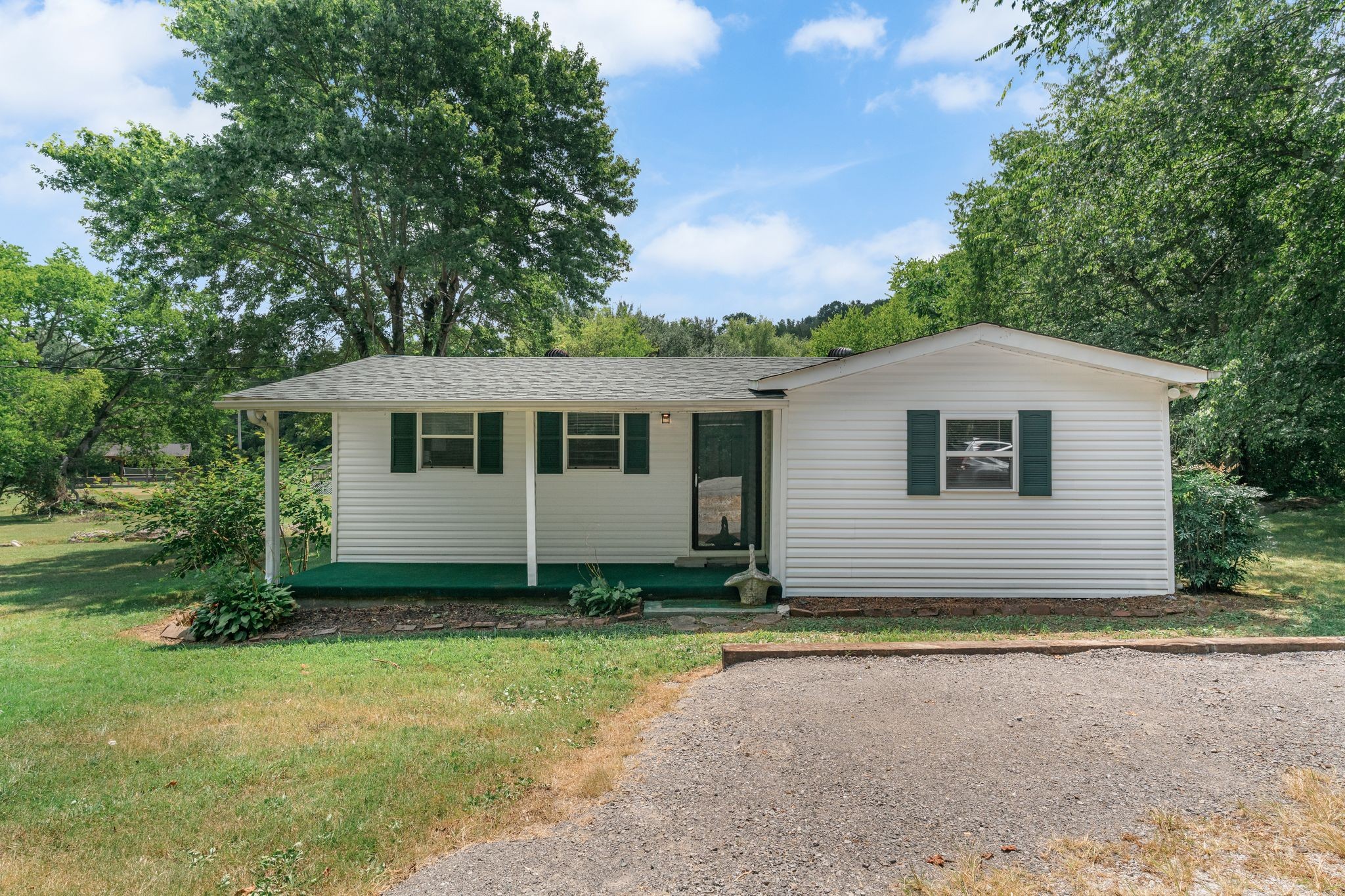 11 Beasley Bend Road Riddleton, TN 37151 - Photo 2 of 24