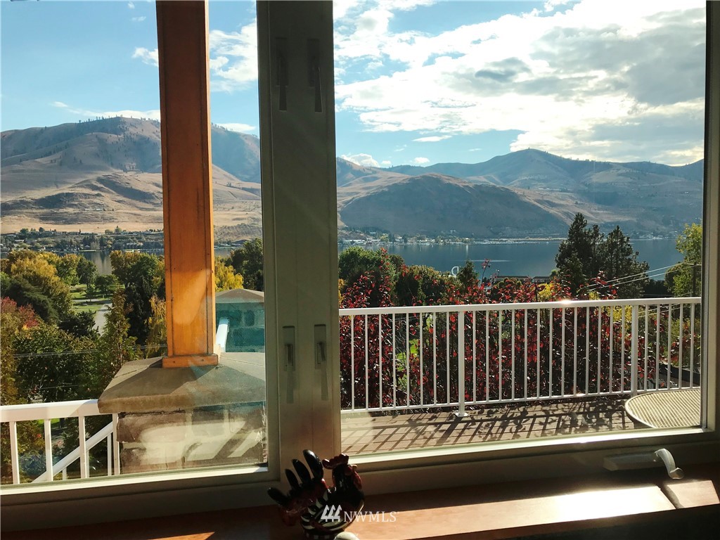 900 West Parkview Road Chelan, WA 98816 - Photo 12 of 25 Gallery Image 12