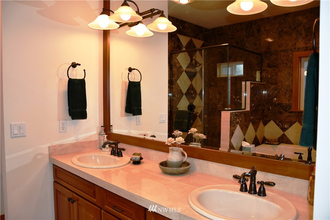 900 West Parkview Road Chelan, WA 98816 - Photo 18 of 25 Gallery Image 18