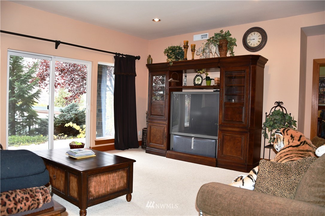 900 West Parkview Road Chelan, WA 98816 - Photo 20 of 25 Gallery Image 20