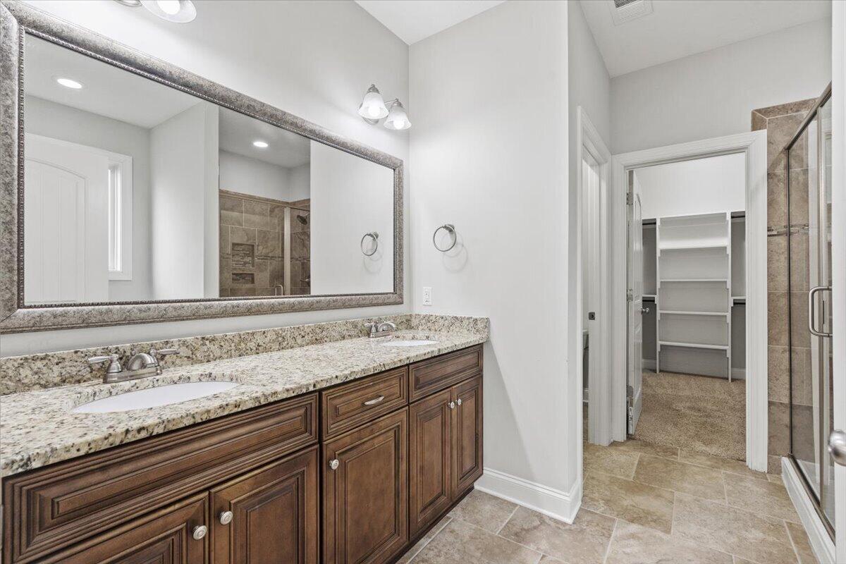 3915 Berkshire Way Grovetown, GA 30813 - Photo 21 of 36 21-Owners Bathroom