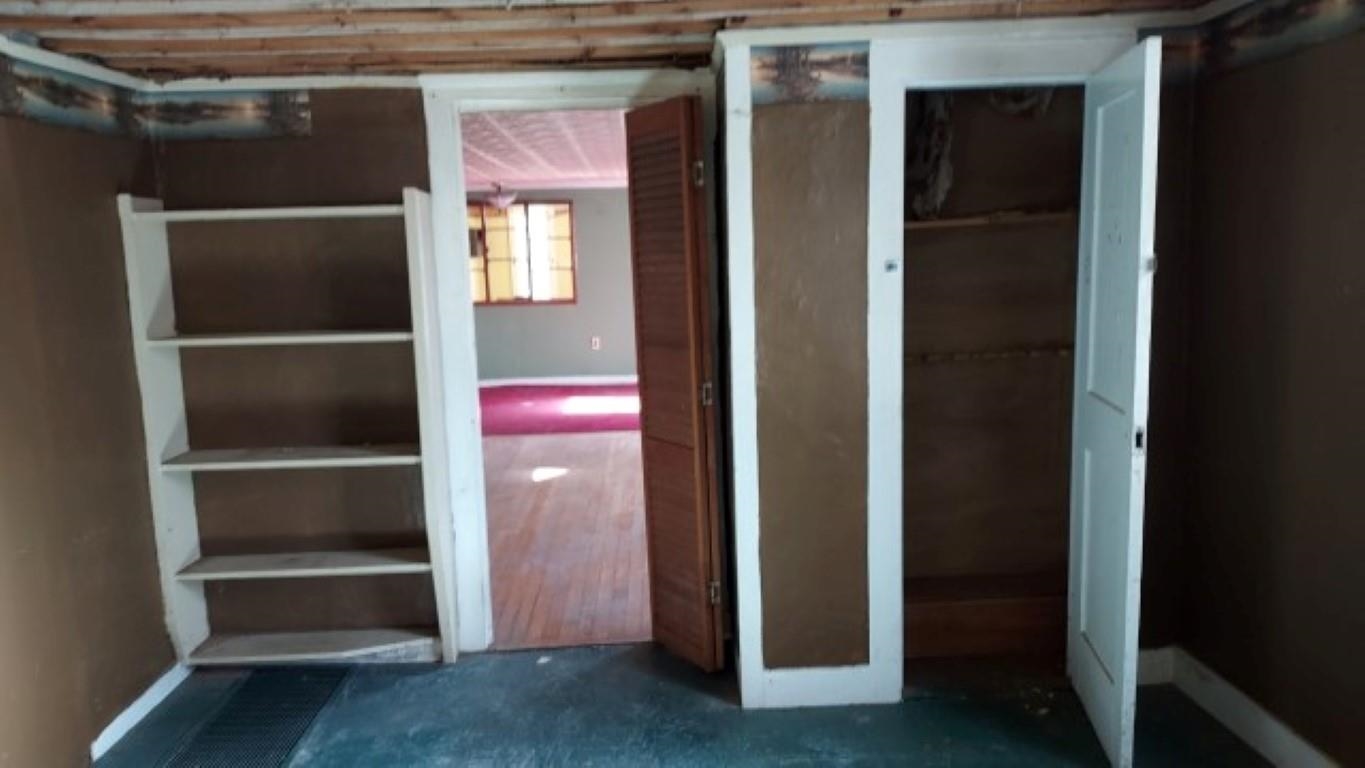 2830 Old Stage Road Benson, VT 05743 - Photo 10 of 32