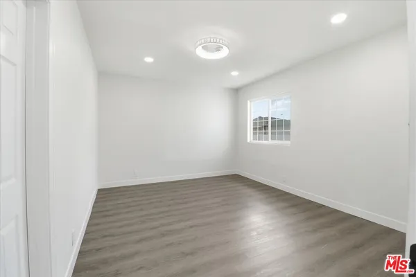 $999,999 | 431 South Tajauta Avenue, Compton, CA 90220