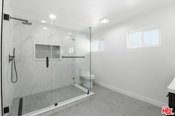 $999,999 | 431 South Tajauta Avenue, Compton, CA 90220