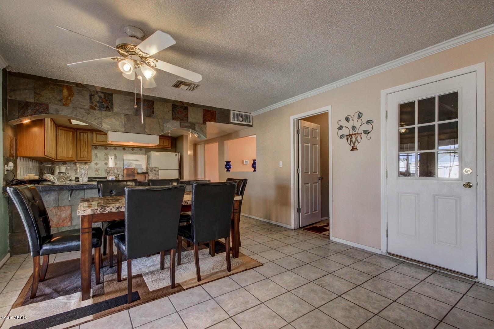 2326 East Cactus Road Phoenix, AZ 85022 - Photo 8 of 27 Eat-in Kitchen