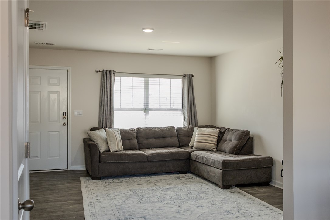 105 Rustic Rdg Drive Easley, SC 29640 - Photo 7 of 21