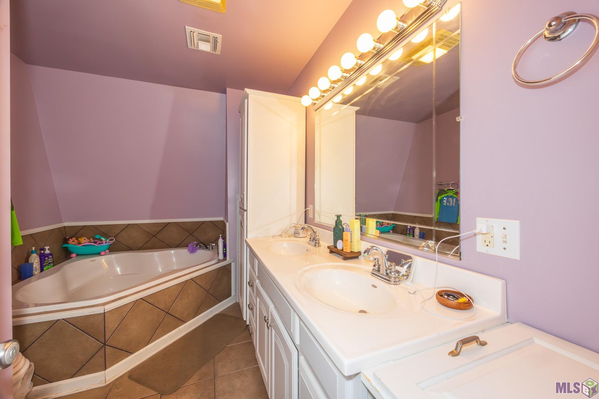 339 Adams Street Raceland, LA 70394 - Photo 12 of 30
