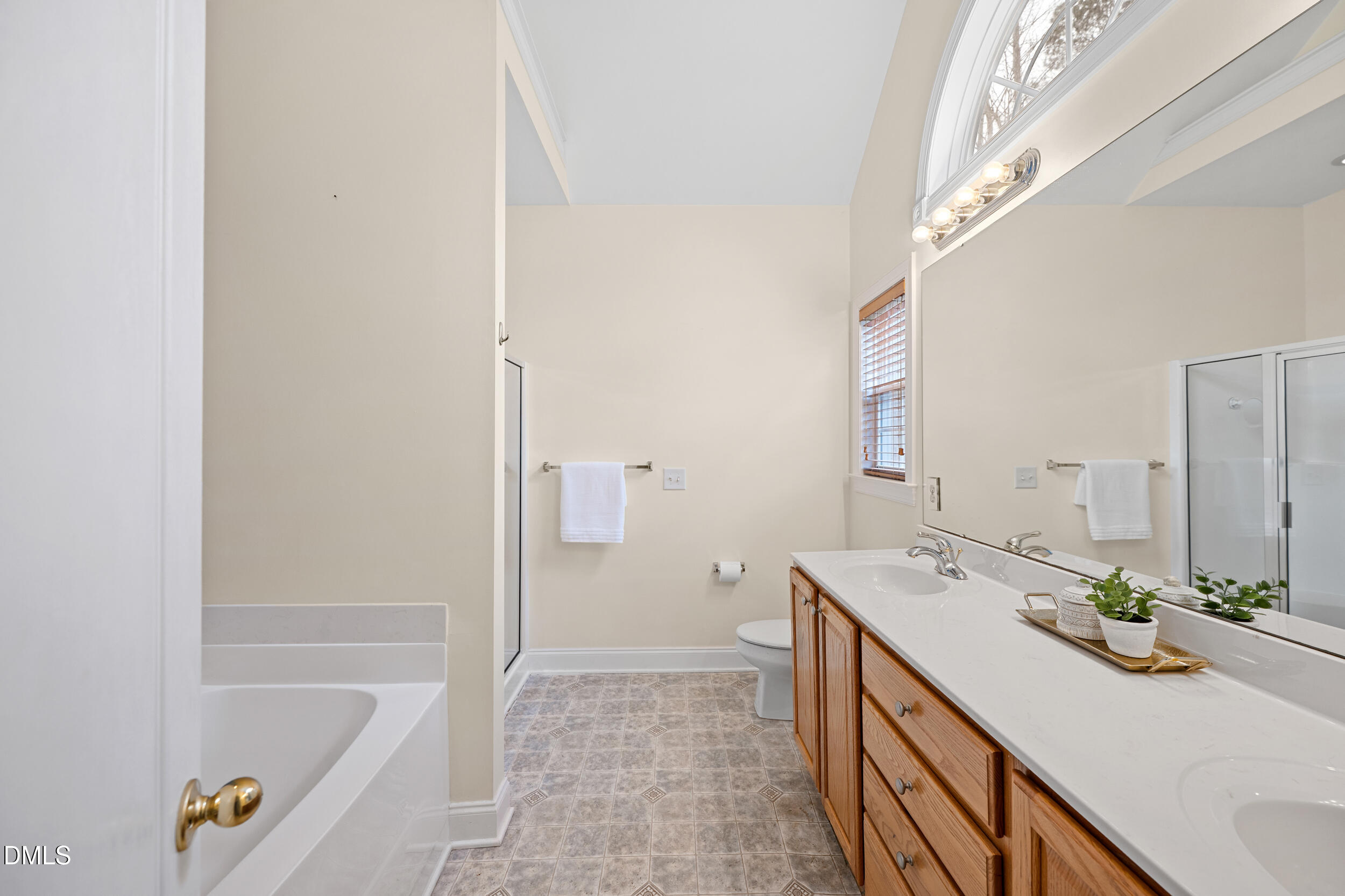 124 Braid Court Raleigh, NC 27603 - Photo 15 of 53 13 -124 braid ct, interior, primary