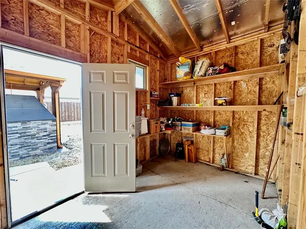 a view of a storage & utility room