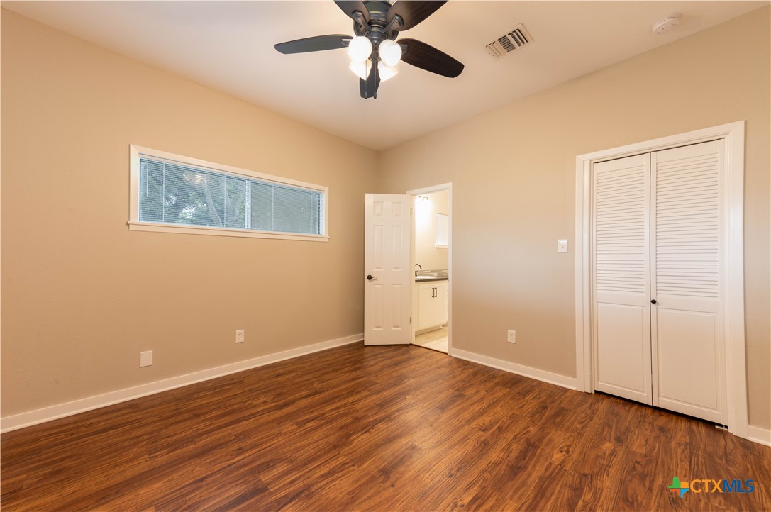 705 South Laurel Avenue Luling, TX 78648 - Photo 21 of 31