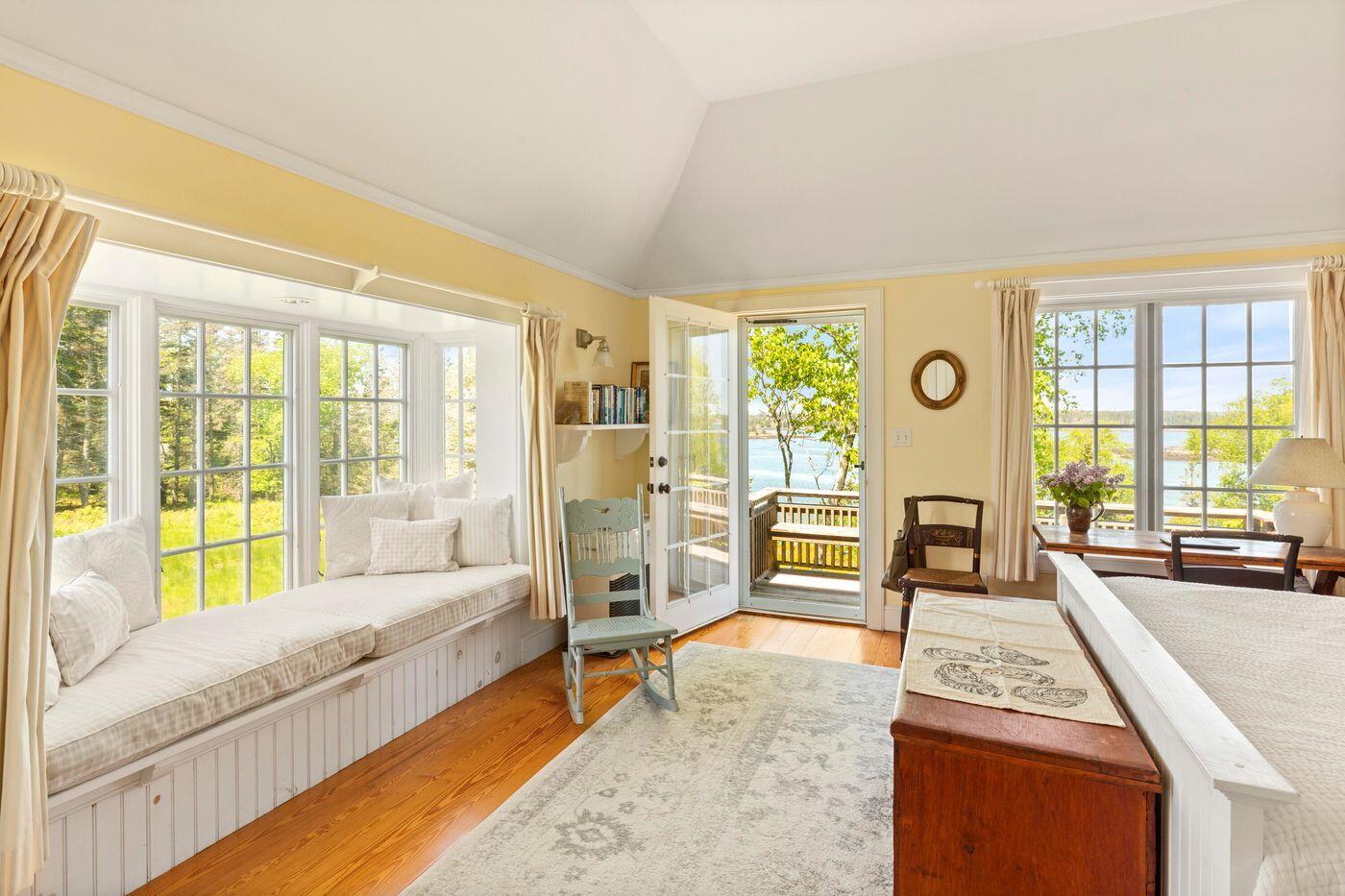 1392 North Haven Road Vinalhaven, ME 04863 - Photo 14 of 58 W14-ME2666_13