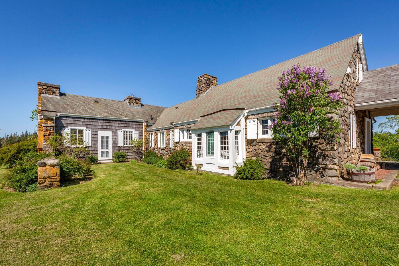 1392 North Haven Road Vinalhaven, ME 04863 - Photo 19 of 58 W19-ME2666_19a