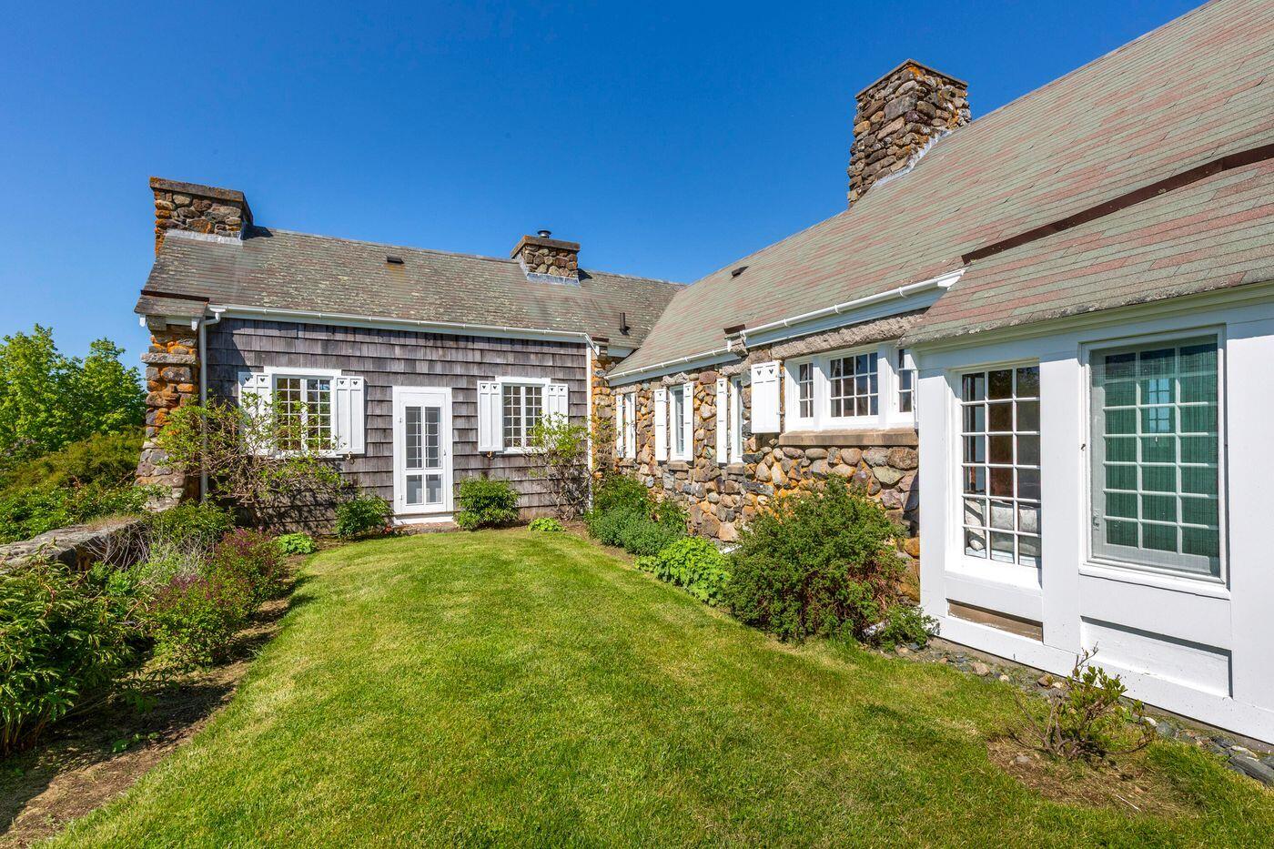 1392 North Haven Road Vinalhaven, ME 04863 - Photo 20 of 58 W20-ME2666_19b