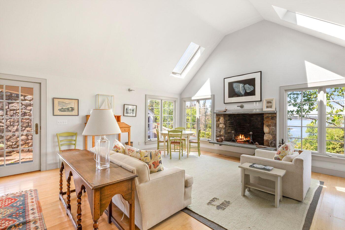 1392 North Haven Road Vinalhaven, ME 04863 - Photo 23 of 58 W23-ME2666_22