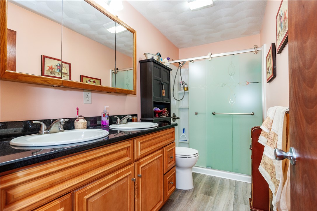 3222 Flat River Road Coventry, RI 02816 - Photo 14 of 38