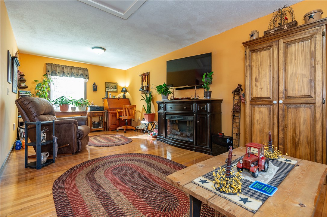 3222 Flat River Road Coventry, RI 02816 - Photo 16 of 38