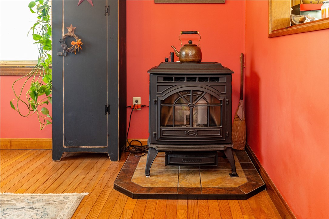 3222 Flat River Road Coventry, RI 02816 - Photo 7 of 38