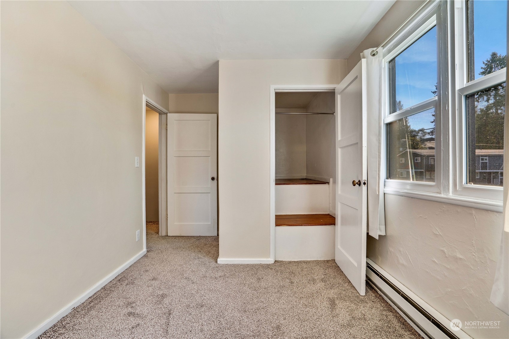 1146 Magnuson Way Bremerton, WA 98310 - Photo 15 of 31 Gallery Image 15