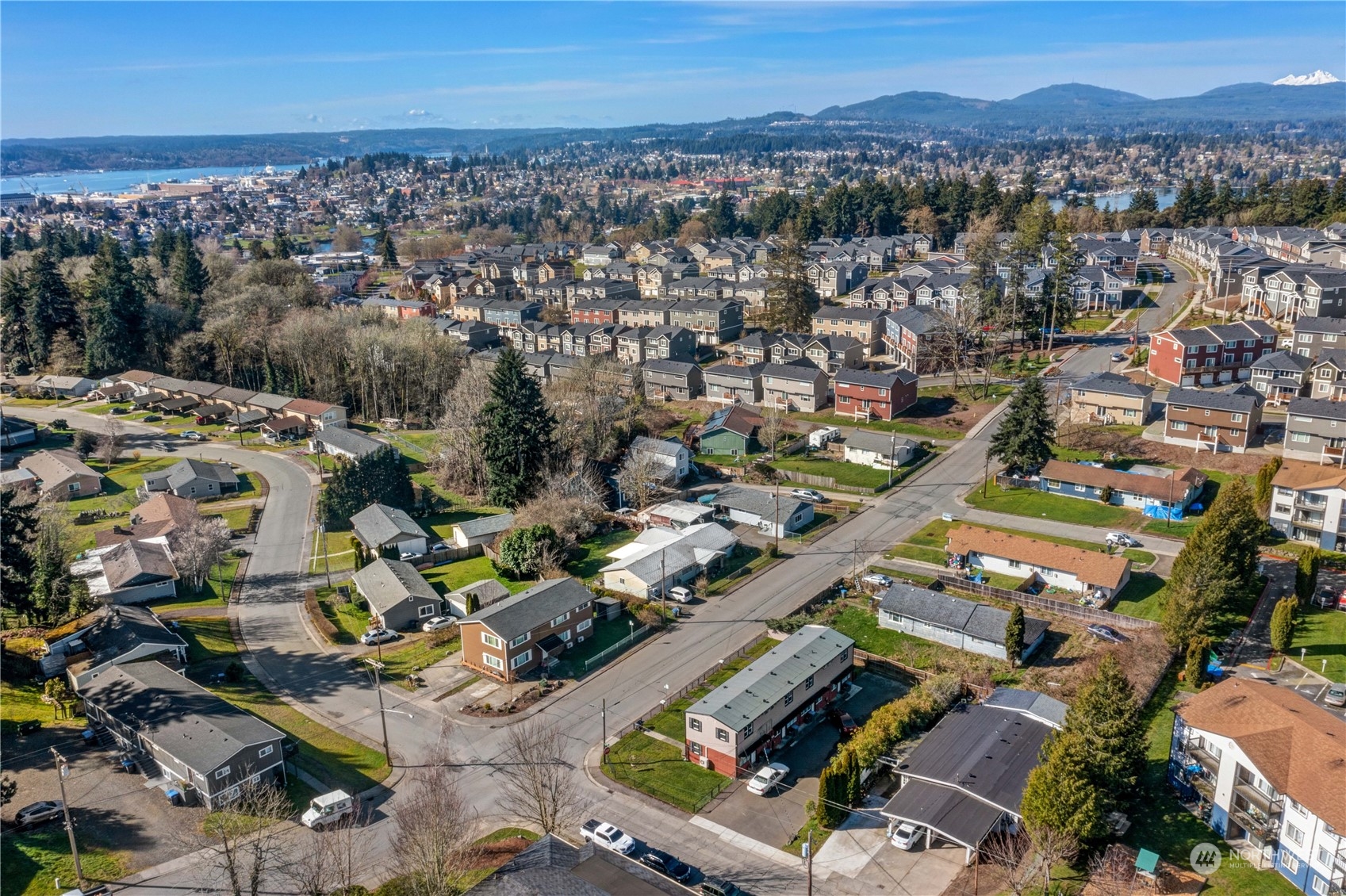 1146 Magnuson Way Bremerton, WA 98310 - Photo 21 of 31 Gallery Image 21
