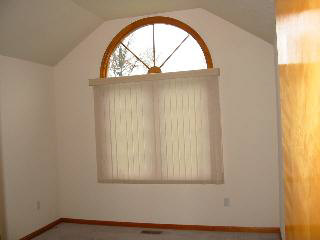 6796 Grenville Road Temperance, MI 48182 - Photo 14 of 17 Bedroom