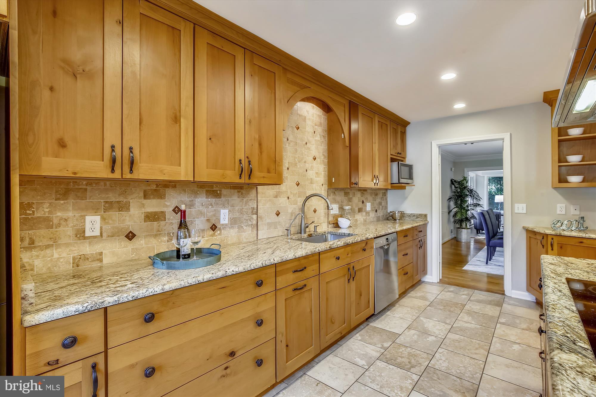 6029 Chesterbrook Road McLean, VA 22101 - Photo 12 of 56