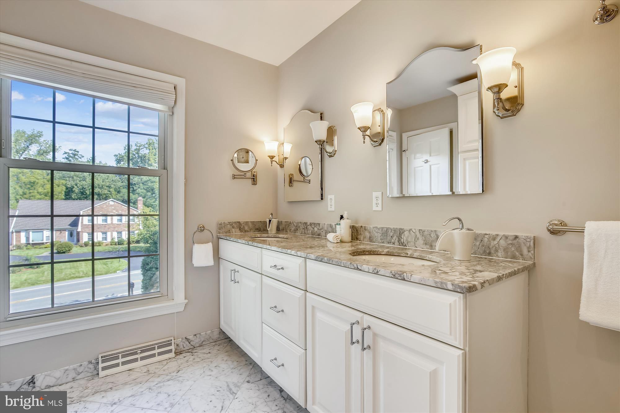 6029 Chesterbrook Road McLean, VA 22101 - Photo 34 of 56