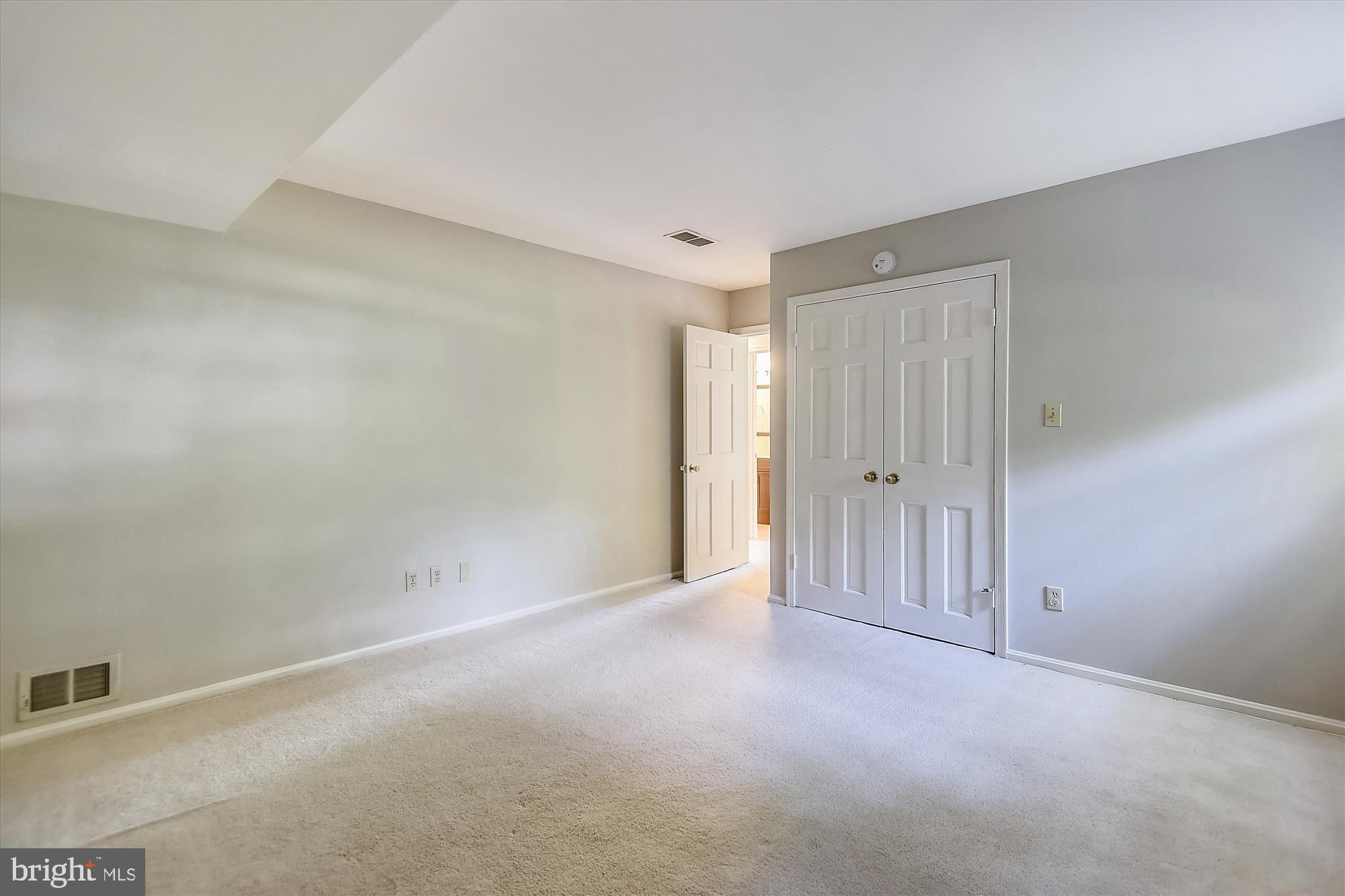 6029 Chesterbrook Road McLean, VA 22101 - Photo 46 of 56