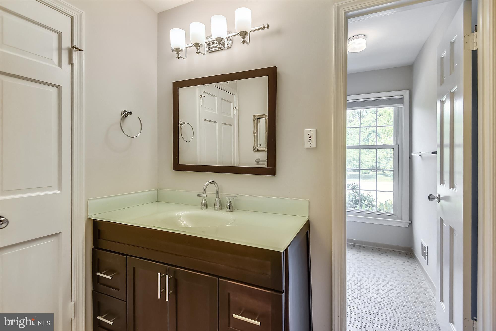 6029 Chesterbrook Road McLean, VA 22101 - Photo 48 of 56