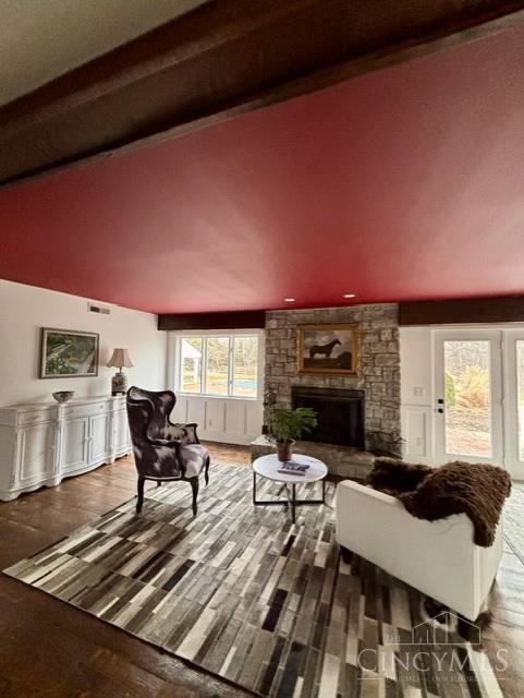 5025 Drake Road Cincinnati, OH 45243 - Photo 11 of 21