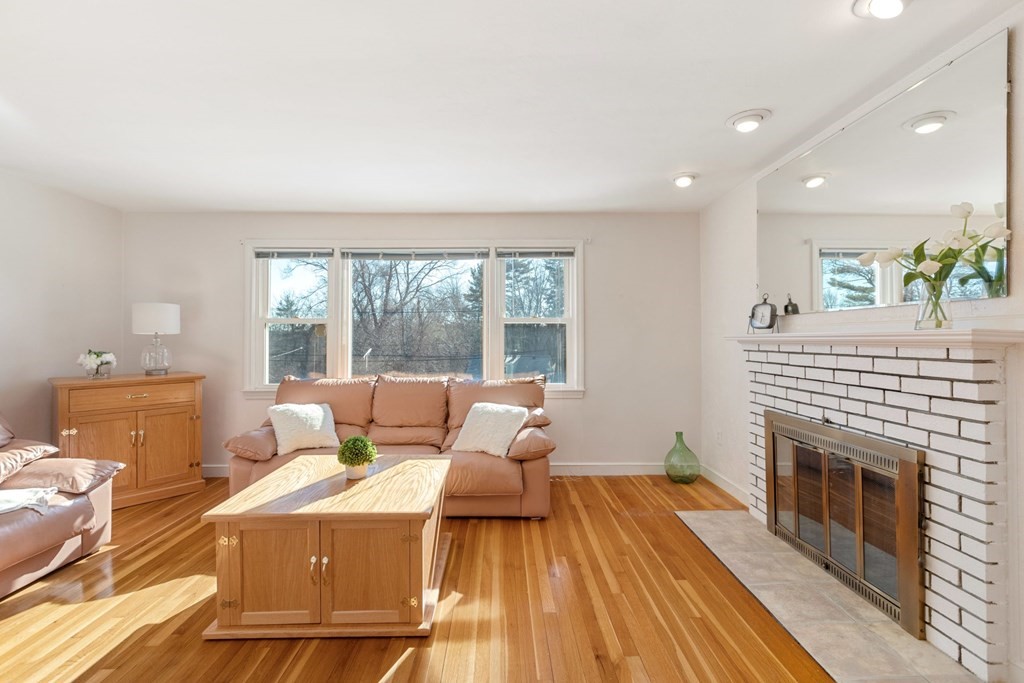 24 Dover Road Millis, MA 02054 - Photo 4 of 27 Gallery Image 4