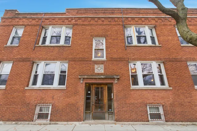 $269,900 | 3534 North Lawndale Avenue, Unit 1, Chicago, IL 60618