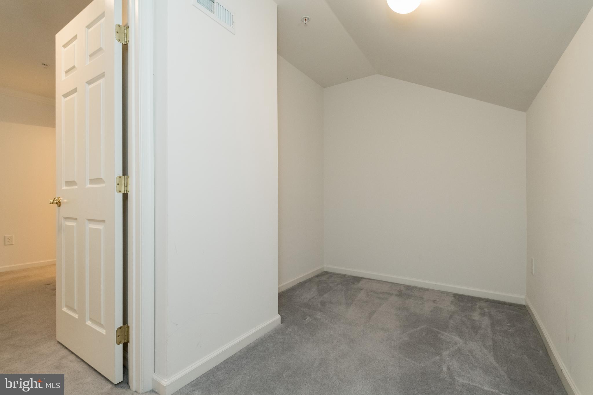 8316 Meadowsweet Road Pikesville, MD 21208 - Photo 29 of 41 Gallery Image 29