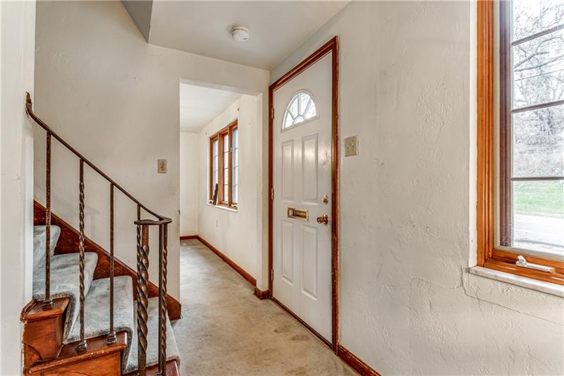 1007 McNeilly Road Pittsburgh, PA 15226 - Photo 2 of 25 Gallery Image 2