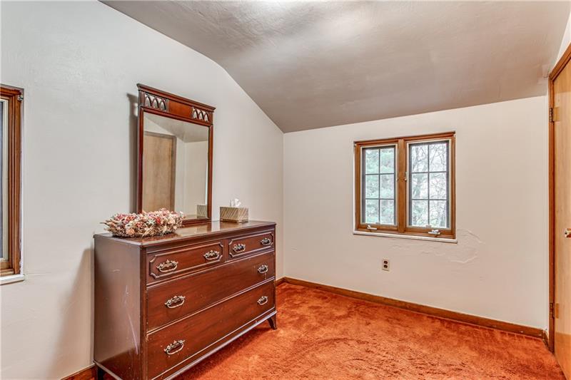 1007 McNeilly Road Pittsburgh, PA 15226 - Photo 20 of 25 Gallery Image 20