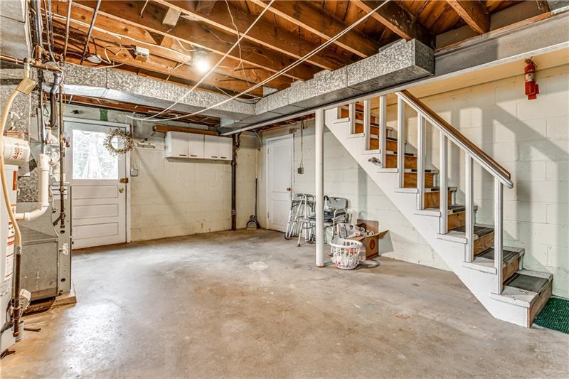 1007 McNeilly Road Pittsburgh, PA 15226 - Photo 22 of 25 Gallery Image 22