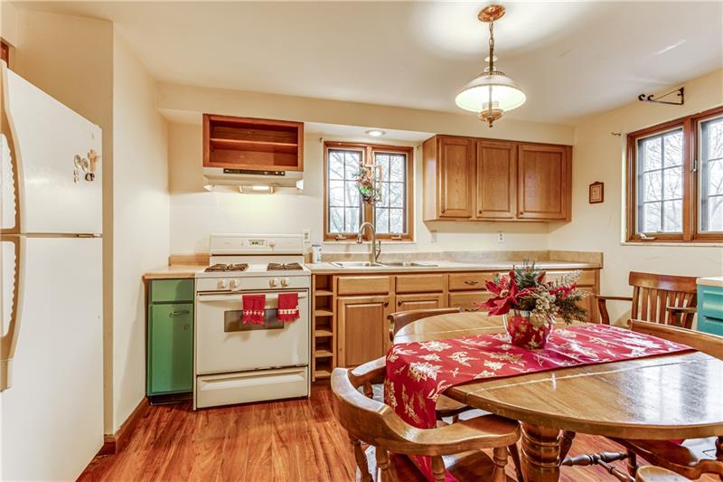 1007 McNeilly Road Pittsburgh, PA 15226 - Photo 7 of 25 Gallery Image 7