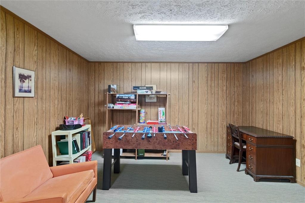 8740 Shagbark Road Indianapolis, IN 46260 - Photo 20 of 27 Gallery Image 20
