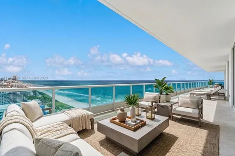 $5,999,000 | 5025 Collins Avenue, Unit PH1, Miami Beach, FL 33140