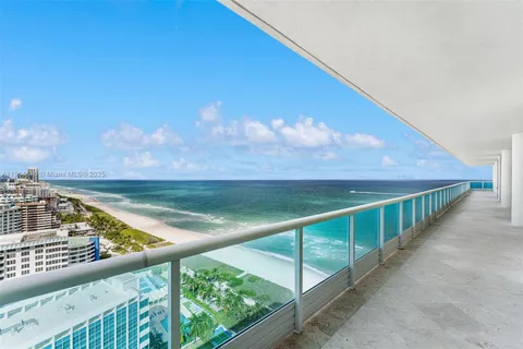 $6,495,000 | 5025 Collins Avenue, Unit PH1, Miami Beach, FL 33140