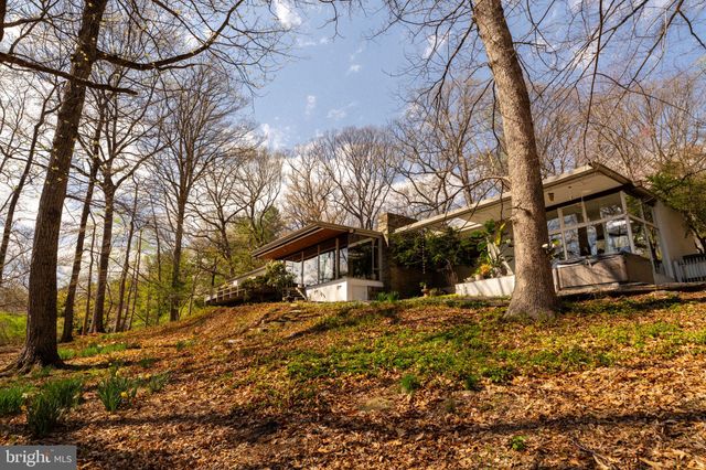 $2,495,000 | 301 Hughes Road, King of Prussia, PA 19406