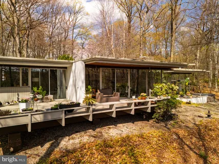 $2,495,000 | 301 Hughes Road, King of Prussia, PA 19406