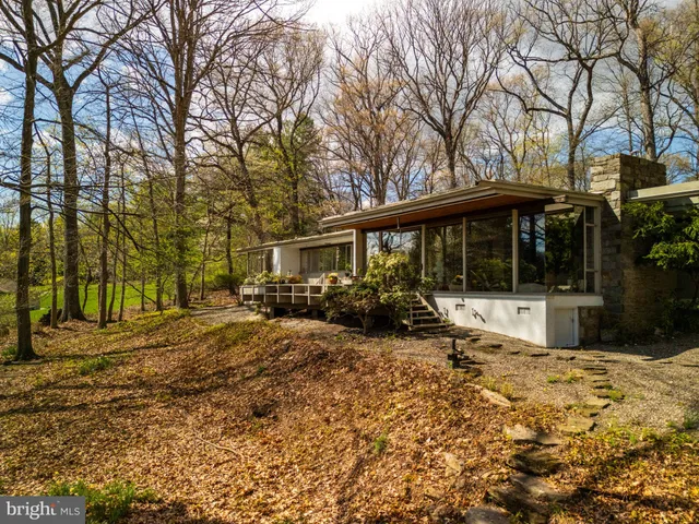 $2,495,000 | 301 Hughes Road, King of Prussia, PA 19406