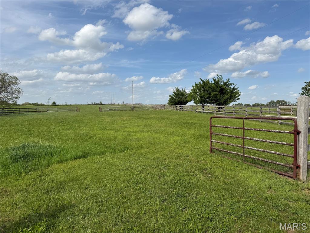 126 Opossum Trot Road Bellflower, MO 63333 - Photo 34 of 60