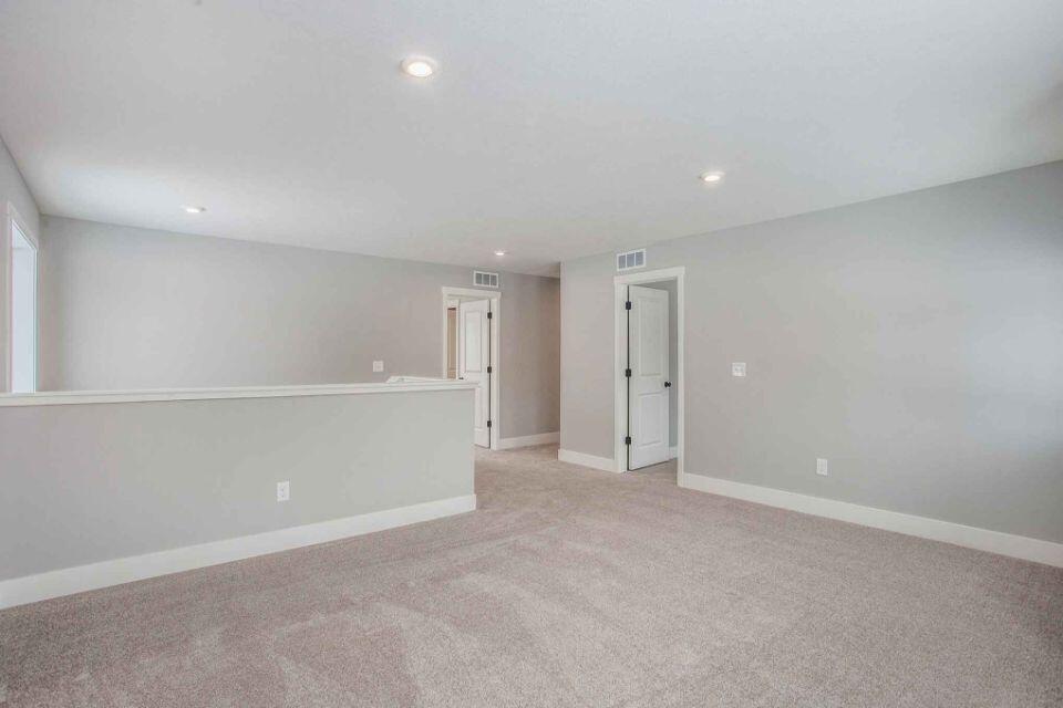 212 Jason Ridge Court Southwest Grand Rapids, MI 49534 - Photo 16 of 35 VLF022-T3390-Game Room
